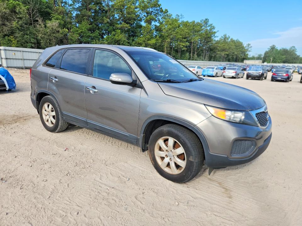 2012 Kia Sorento VIN 5XYKT4A27CG248803 COPART salvage auction — MINOR DENT/SCRATCHES, Fl - Certificate Of Title, sold $750 on 2026-07-03 (photo 4)