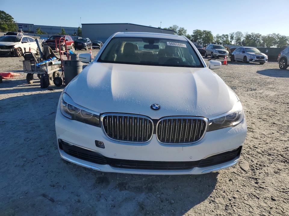 2016 BMW 7 series VIN WBA7E2C57GGD99896 COPART salvage auction — MINOR DENT/SCRATCHES, Nc - Certificate Of Title, sold $4,800 on 2026-07-03 (photo 5)