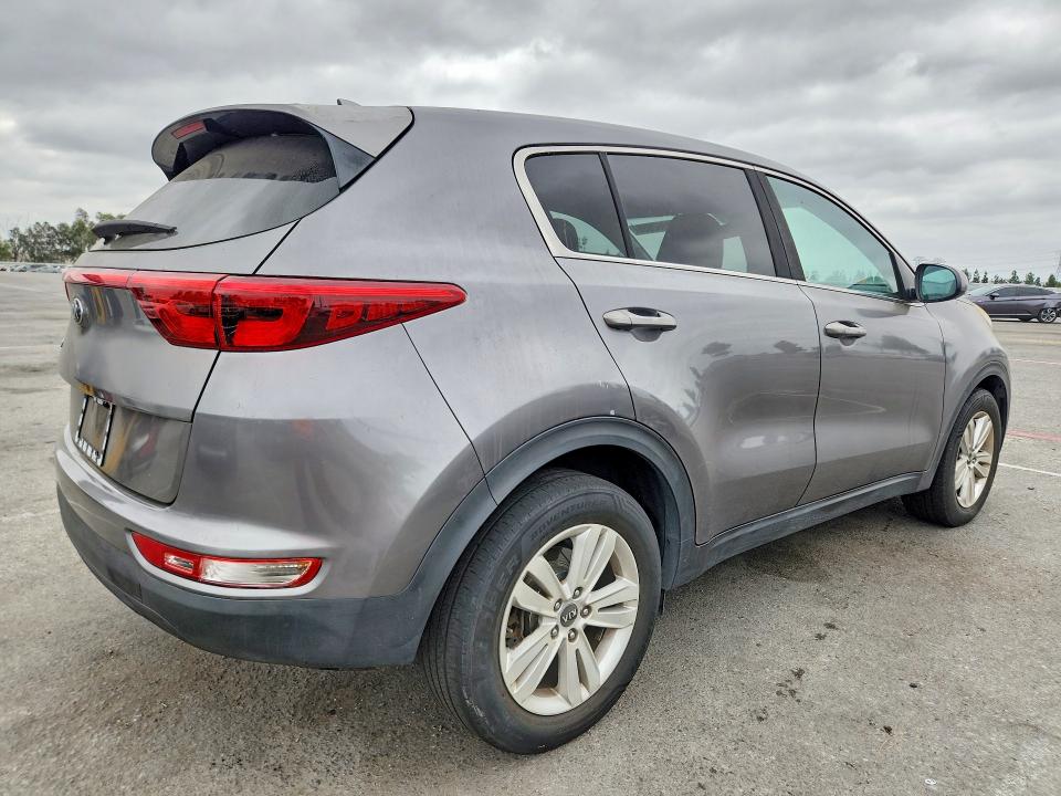 2017 Kia Sportage VIN KNDPM3AC0H7148066 COPART salvage auction — NORMAL WEAR, Ca - Dis/Dlr/Exp Only Clean Title, sold $2,500 on 2026-07-02 (photo 3)