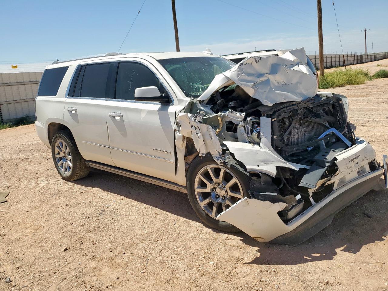 2015 GMC Yukon VIN 1GKS2CKJ6FR578056 COPART salvage auction — Front End, TX - SALVAGE VEHICLE TITLE, sold $3,650 on 2026-07-01 (photo 4)