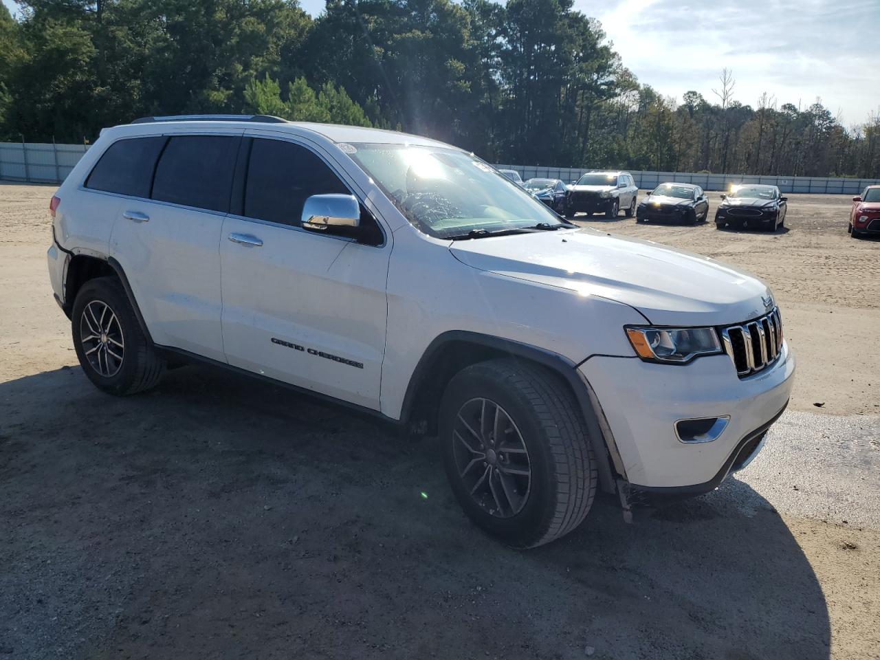2018 Jeep Grand Cherokee VIN 1C4RJEBG4JC400185 COPART salvage auction — Rear End, SC - CERTIFICATE OF TITLE, sold $4,000 on 2026-06-26 (photo 4)