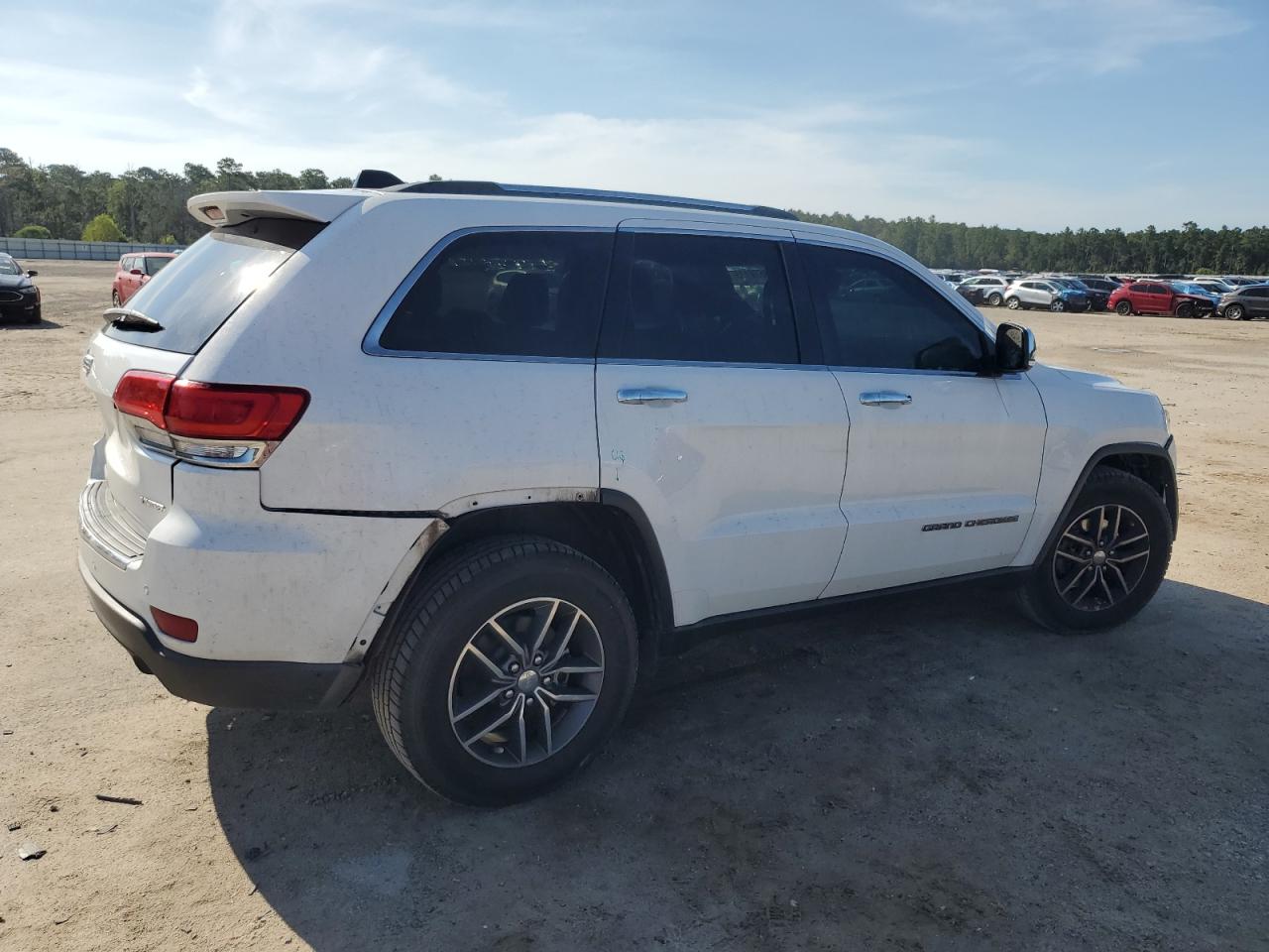 2018 Jeep Grand Cherokee VIN 1C4RJEBG4JC400185 COPART salvage auction — Rear End, SC - CERTIFICATE OF TITLE, sold $4,000 on 2026-06-26 (photo 3)