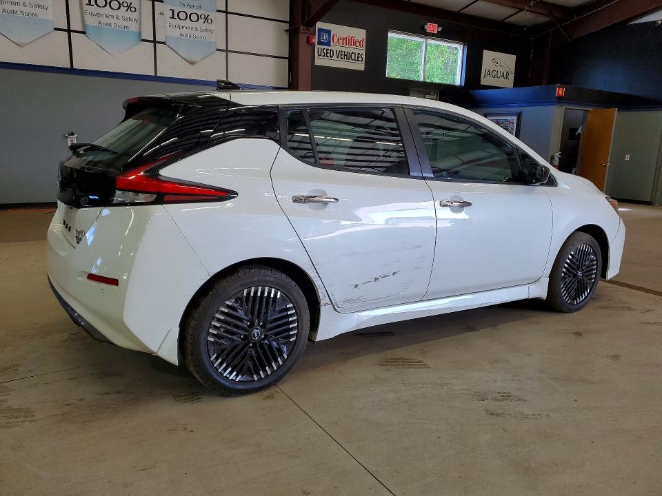 2024 Nissan Leaf VIN 1N4CZ1CVXRC556947 COPART salvage auction — MINOR DENT/SCRATCHES, CT - CERTIFICATE OF TITLE, sold $8,500 on 2026-07-02 (photo 3)
