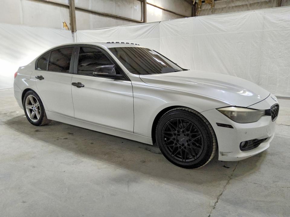 2015 BMW 3 series VIN WBA3C1C56FK119229 COPART salvage auction — REAR END, TN - CERTIFICATE OF TITLE, sold $800 on 2026-07-02 (photo 4)